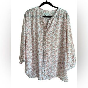 Jachs Girlfriend Peach Blouse with Floral Pattern